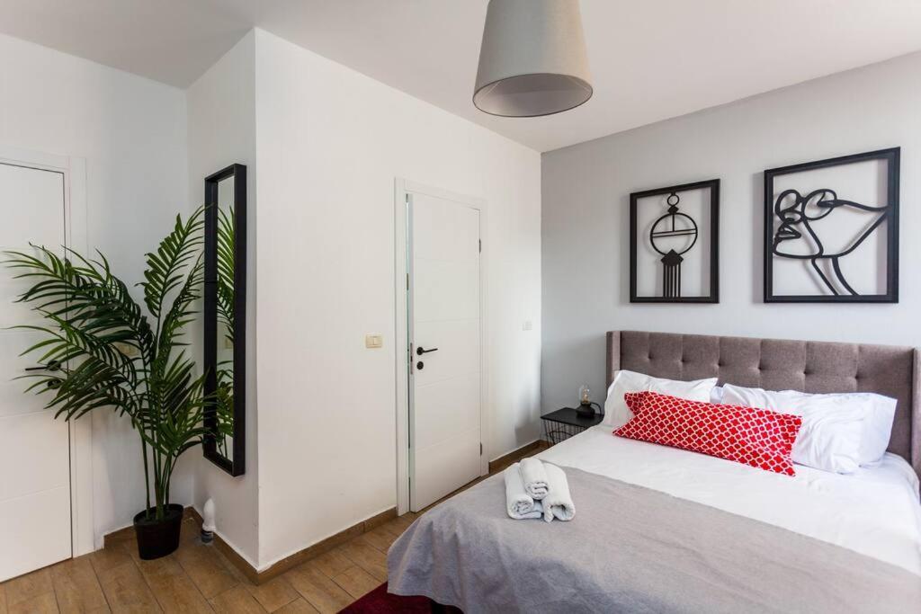 Appartement Perfectly Located Studio, Seaview, 2 Min To Sea! #6 à Tel-Aviv Extérieur photo
